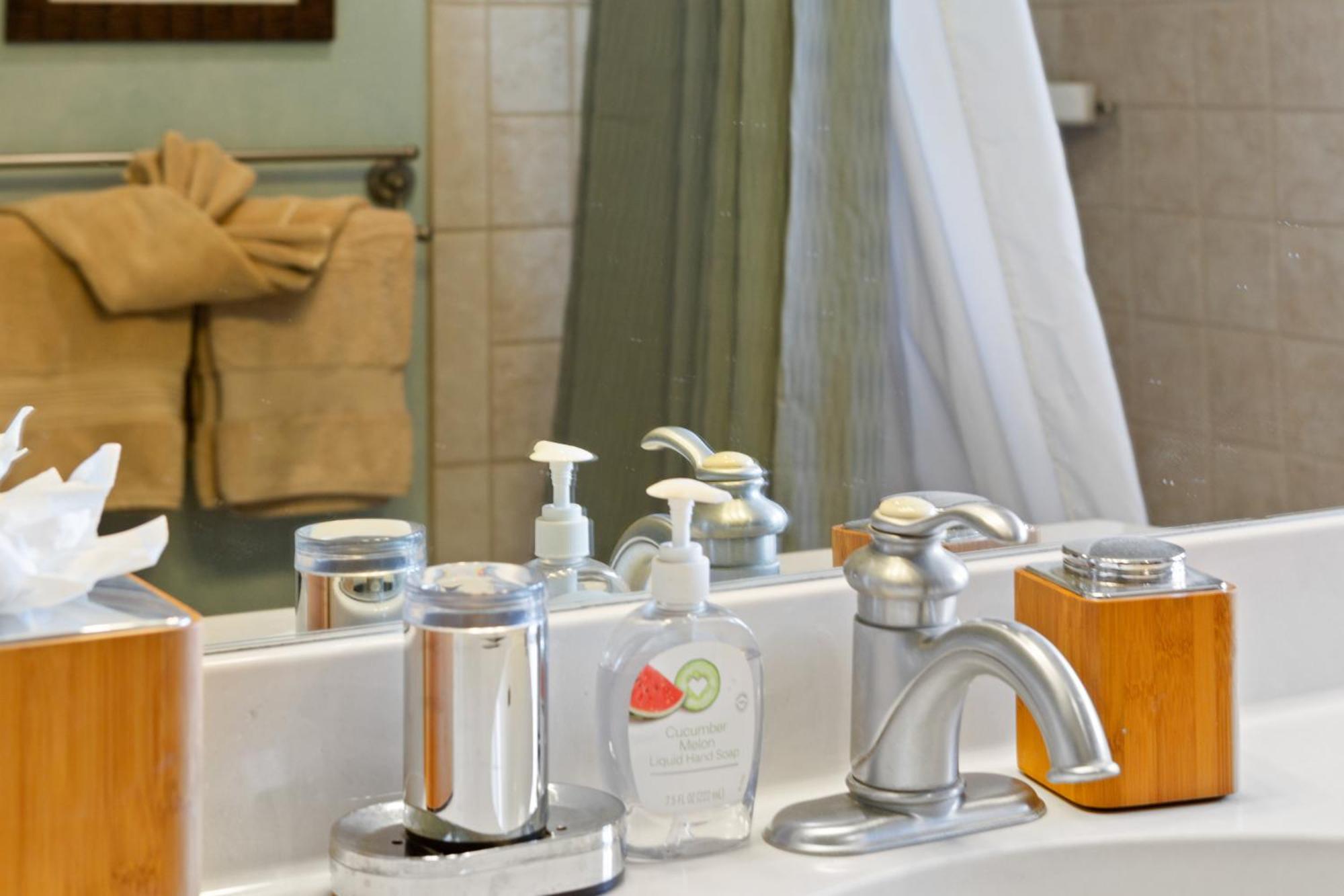 Studio With Mini Kitchen, Pool And Bbq, Pre-Renovation Summer Sale Kihei Extérieur photo